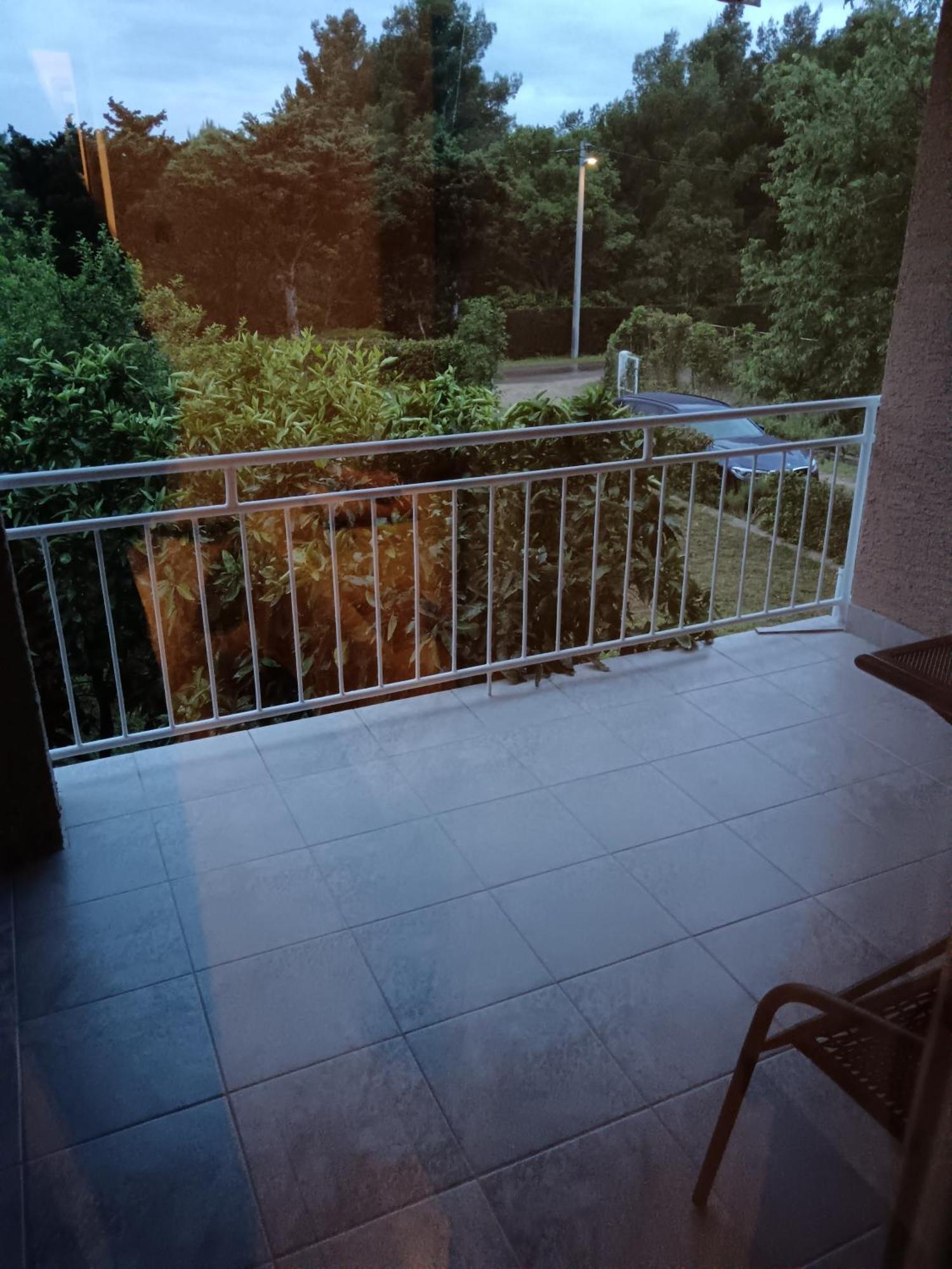 Apartma Lana *