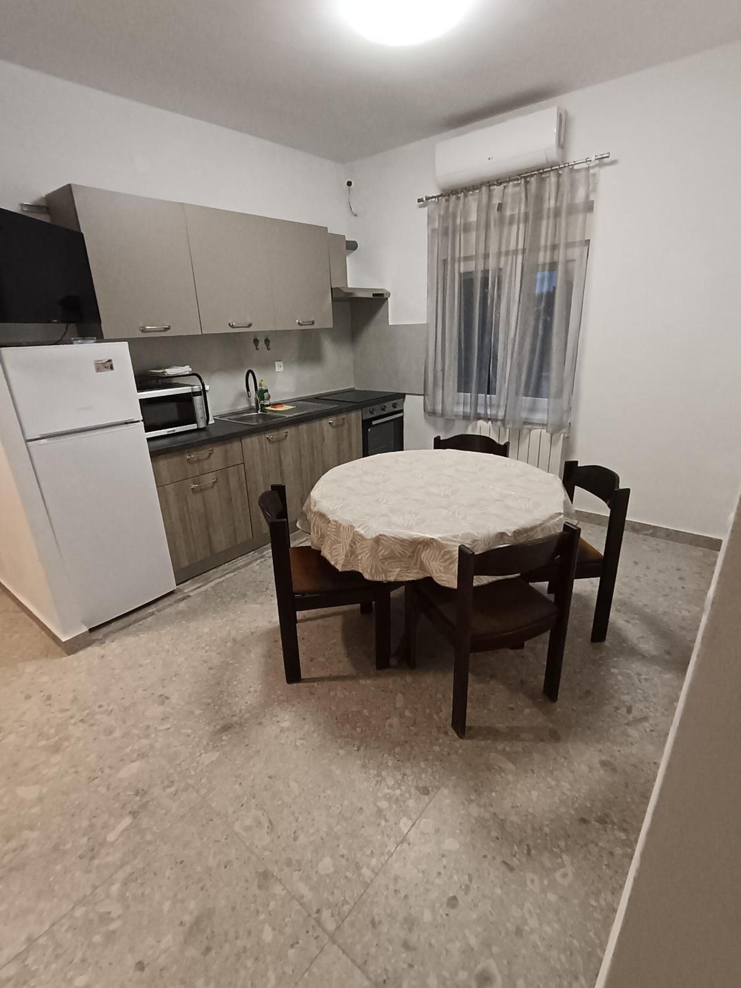 Lana Starigrad Paklenica